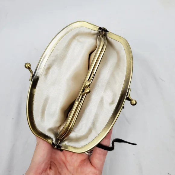 Natural Life Genuine Suede Kisslock Coin Purse Wallet - Picture 3 of 5